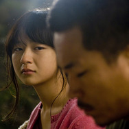 『息もできない』