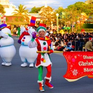 TDL定番パレード「ディズニー・クリスマス・ストーリーズ」☆(C) Disney