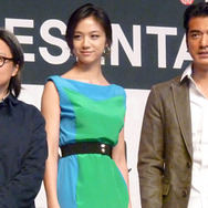 釜山国際映画祭にて（左から）ピーター・チャン監督、タン・ウェイ、金城武　photo：Ayako Ishizu