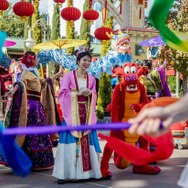 伝統的な中国の旧正月をお祝いする「Chinese New Year Festivities」が開催中☆As to Disney artwork, logos and properties： (C) Disney