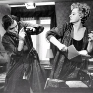 ロリータ(C)APOLLO