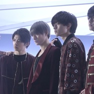 アルバム「King & Prince」リード曲「Naughty Girl」MV撮影（左から）神宮寺勇太、岸優太、平野紫耀、永瀬廉、高橋海人　(C)フジテレビ