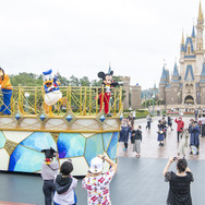 再開当日の東京ディズニーランド(C) Disney
