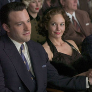 『ハリウッドランド』　メイン