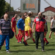 クイーンズ・オブ・フィールド 7枚目の写真・画像