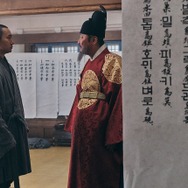 『王の願い ハングルの始まり』　(C) 2019 MegaboxJoongAng PLUS M,Doodoong Pictures ALL RIGHTS RESERVED.