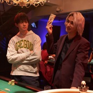 『嘘喰い』（C）迫稔雄/集英社 （C）2022映画「嘘喰い」製作委員会