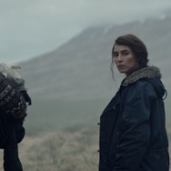『LAMB／ラム』　（C）2021 GO TO SHEEP, BLACK SPARK FILM &TV, MADANTS, FILM I VAST, CHIMNEY, RABBIT HOLE ALICJA GRAWON-JAKSIK, HELGI JÓHANNSSON