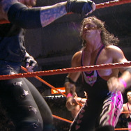 レスリング・ウィズ・シャドウズ 完全復活バージョン 9枚目の写真・画像