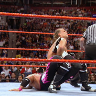 レスリング・ウィズ・シャドウズ 完全復活バージョン 19枚目の写真・画像