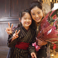 映画『おしん』、極寒過酷ロケを乗り越えクランクアップ！上戸彩「私が