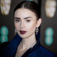 リリー・コリンズ Photo by Gareth Cattermole/Getty Images