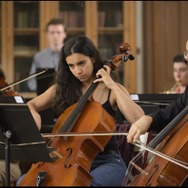 『パリのちいさなオーケストラ』© Easy Tiger / Estello Films / France 2 Cinéma