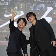 綾野剛、星野源