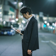 Colors Under the Streetlights 4枚目の写真・画像