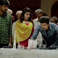 カッティ 刃物と水道管 2枚目の写真・画像