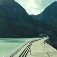 山逢いのホテルで 3枚目の写真・画像
