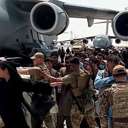 苦悩のリスト 14枚目の写真・画像