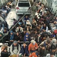 苦悩のリスト 15枚目の写真・画像