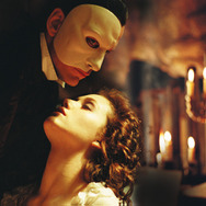『オペラ座の怪人』© 2004 The Scion Films Phantom Production Partnership