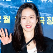 女優ソン・イェジン、超大作映画に主演した夫にエール！「あなた、ファイティン」