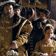 『ファイアーブランド　ヘンリー8世最後の妻』© Brouhaha Entertainment Limited 2023