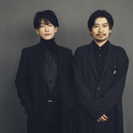 佐藤健＆山田智和監督／photo：You Ishii