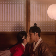 刺激強めの時代劇『春画恋愛談』予告編解禁！主演女優コ・アラの新境地に“期待大”