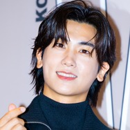 2月14日放送予定のドラマ『宝島』でパク・ヒョンシクが「ダークな野心家」に変身！