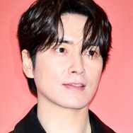 イ・ジュニョクが語る理想のビジョン「誰も見たことのない新しいイメージを生み出す」