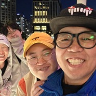 『太陽を抱く月』出演俳優、親孝行過ぎる息子のおかげで一家団欒のひととき！“素敵な家族”【PHOTO】