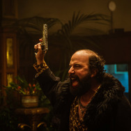 『ボーイ・キルズ・ワールド（原題）』©2023 Boy Kills World Rights, LLC All rights reserved.