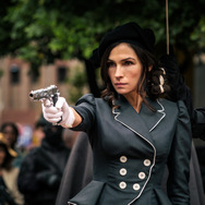 『ボーイ・キルズ・ワールド（原題）』©2023 Boy Kills World Rights, LLC All rights reserved.