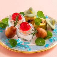 「フローラルバレー アフタヌーンティー」中段のテーマは「ムーミン谷」