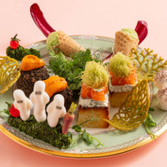 「フローラルバレー アフタヌーンティー」下段のテーマは「森」