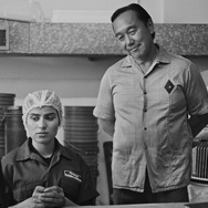 『フォーチュンクッキー』© 2023 Fremont The Movie LLC