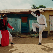 アフリカン・カンフー・ナチス２　逆襲のロボトラー 9枚目の写真・画像