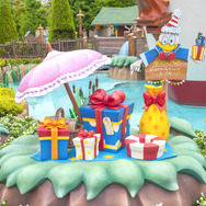 ドナルドのボート前のデコレーション