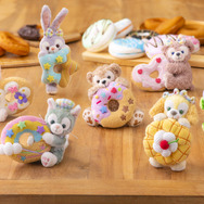 ぬいぐるみバッジ各2,700 円