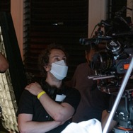 『顔を捨てた男』メイキング　© 2023 FACES OFF RIGHTS LLC. ALL RIGHTS RESERVED.