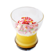 カスタードプリン 550 円スーベニアカップ付き プラス750 円