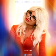 キャット・グラント（演：ミカエラ・フーバー）© & TM DC © 2025 WBEIIMAX® is a registered trademark of IMAX Corporation.