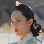 涙誘う名演に絶賛…時代劇『鬼宮』で“中殿”演じたハン・ソウン、感謝の言葉とともに有終の美