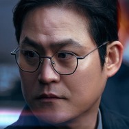 『ナインパズル』で魅せるサスペンスの核心、キム・ソンギュンが操る疑惑の存在感