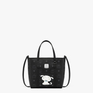 MCM×クレヨンしんちゃん「Toni トップジップショッパーバッグ」（C）Ｕ／Ｆ・Ｓ・Ａ・Ａ