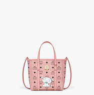 MCM×クレヨンしんちゃん「Toni トップジップショッパーバッグ」（C）Ｕ／Ｆ・Ｓ・Ａ・Ａ