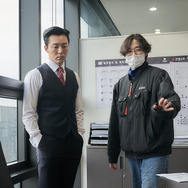 『プロット 殺人設計者』オフショット© 2024 NEXT ENTERTAINMENT WORLD & ZIP CINEMA. All Rights Reserved.