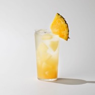 あの子にも教えてあげたい甘いパイナップルソーダ（通期）980円