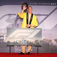 『F1／エフワン』ブラッド・ピット来日舞台挨拶　(C) 2025 WARNER BROS. ENT. ALL RIGHTS RESERVED.