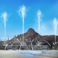 「“びしょ濡れ”ハーバースプラッシュ」（メディテレーニアンハーバー）